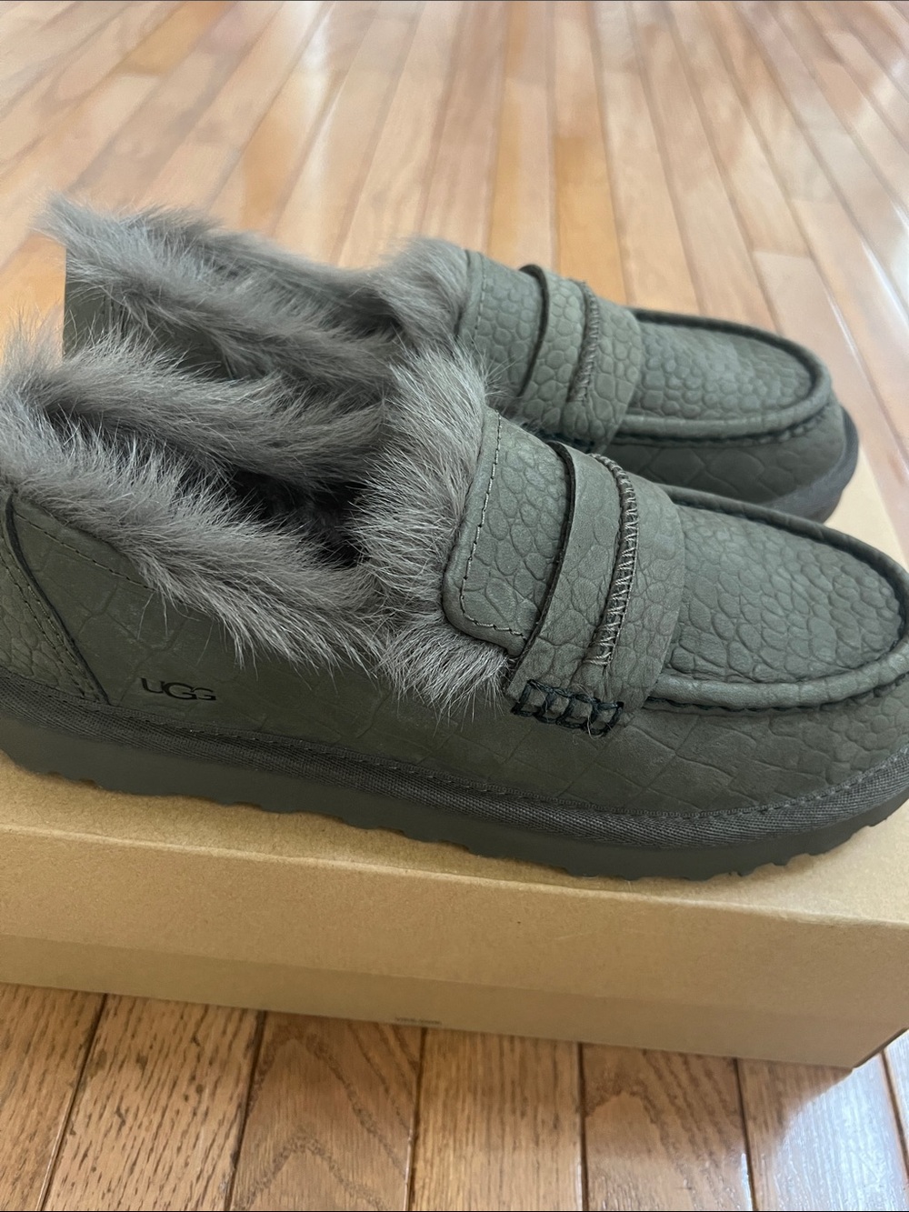 UGG women’s Ellis Embossed Loafer